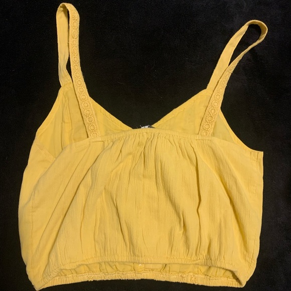 BNWT A&E yellow tank top - Picture 2 of 2